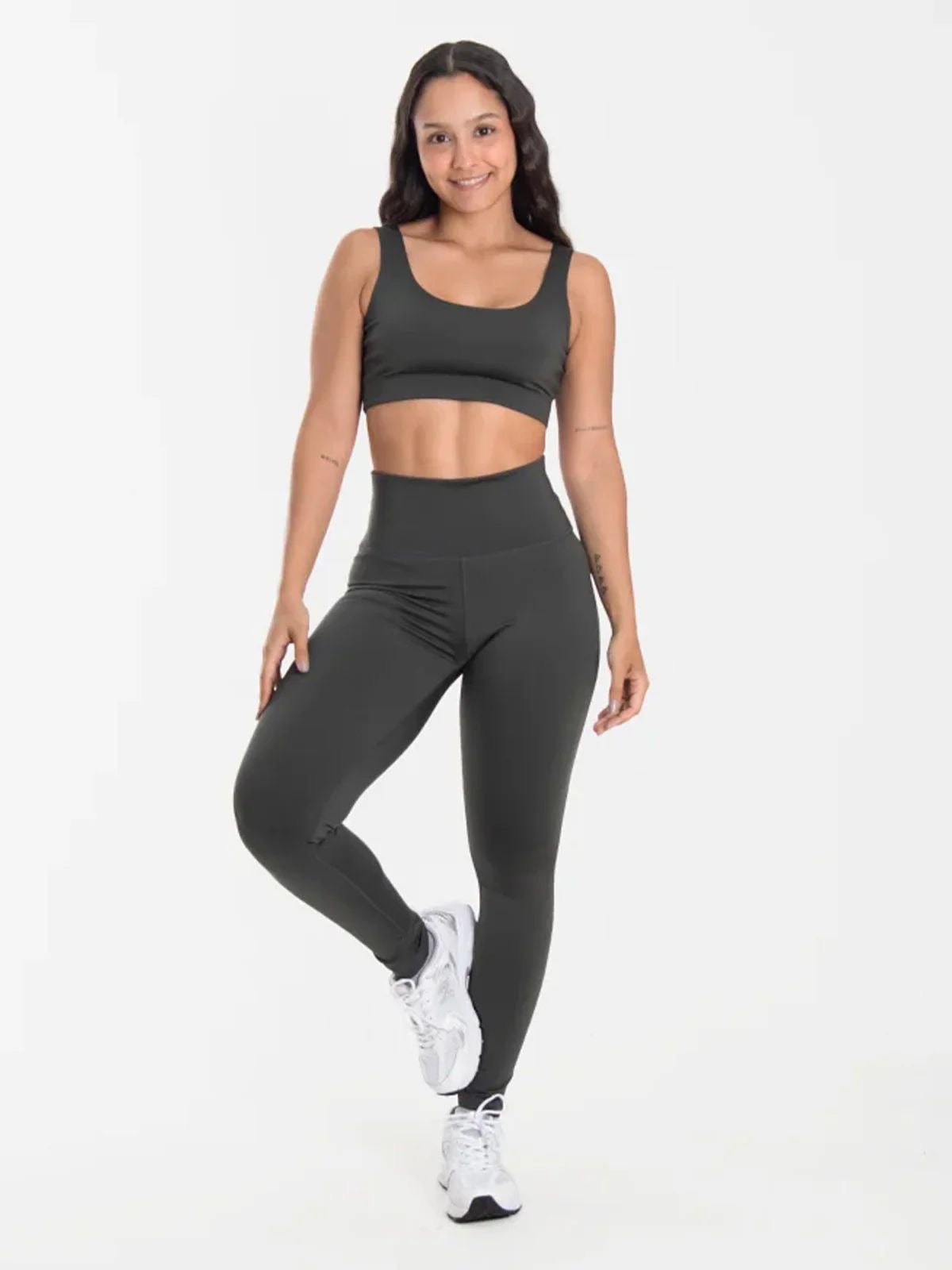 Sports Set: leggings and blouse