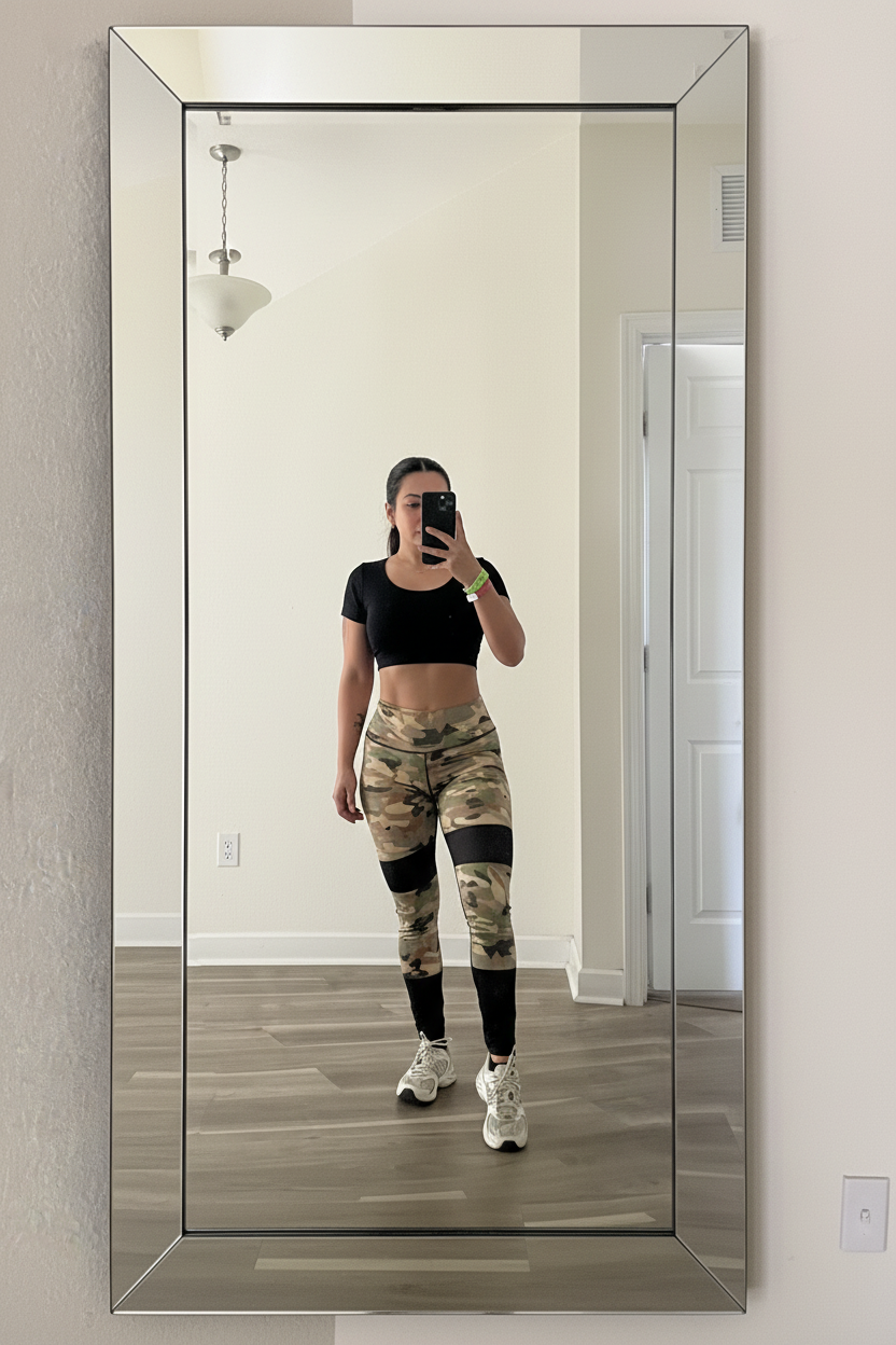 Women's Camouflage Activewear Set – High Waist Sculpting Leggings & Open Back Crop Top Gym Outfit